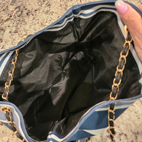 Tote Bag - Picture 6 of 11